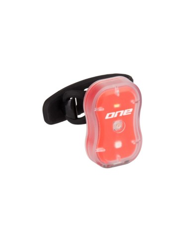 ONE R.LIGHT 15 ROOD USB-OPLAADBAAR voor of achter